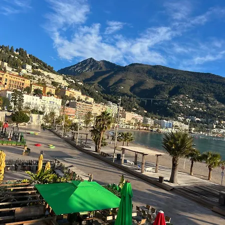 Апартаменты Henry Bennet