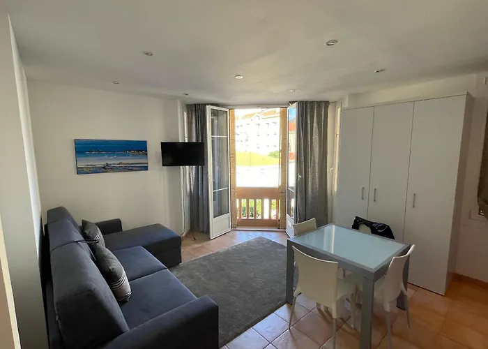 Henry Bennet Apartment Menton